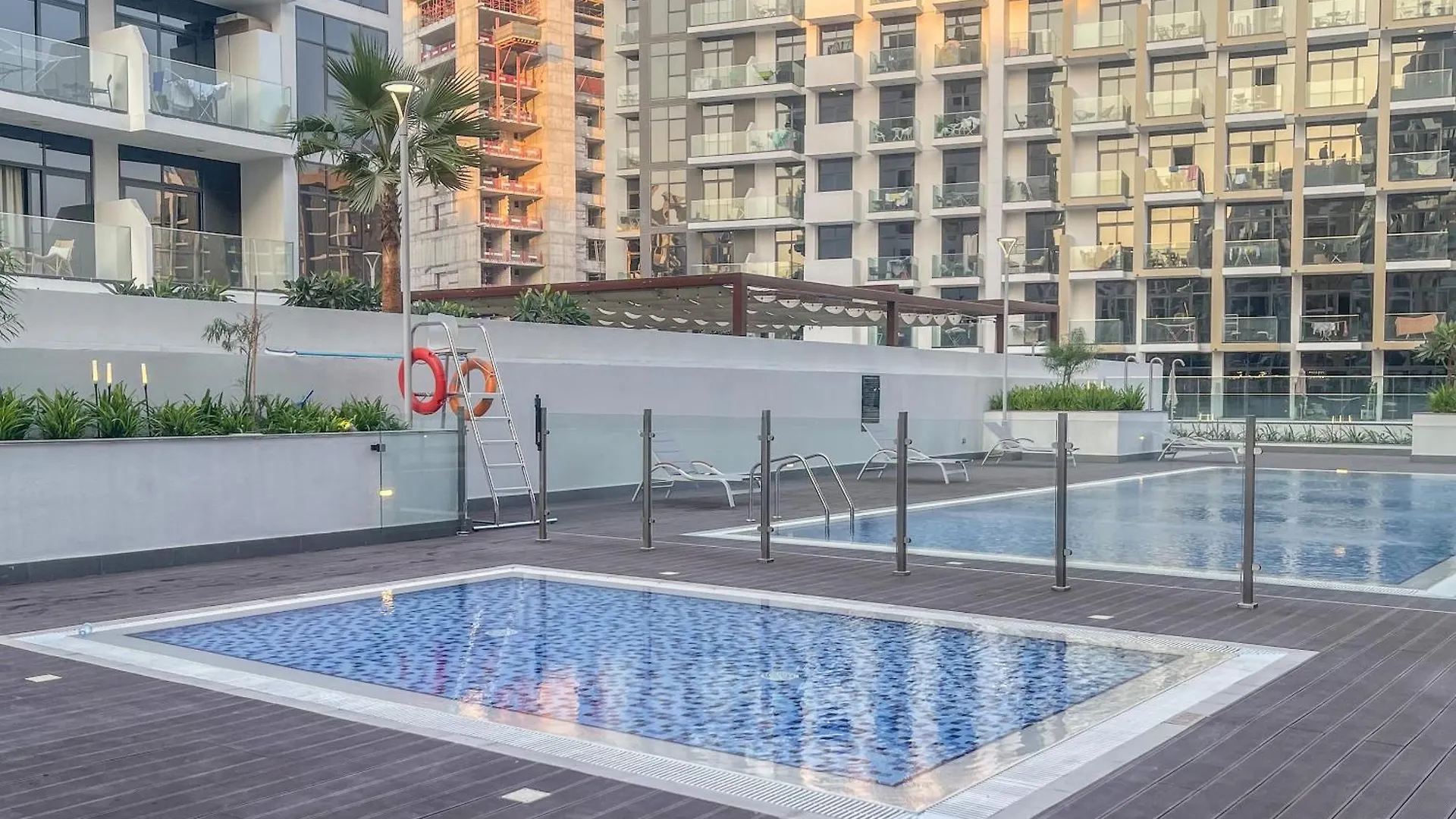 Apartamento Elite Lux Holiday Homes - Upscale Studio In Azizi Riviera Prime Location Dubai