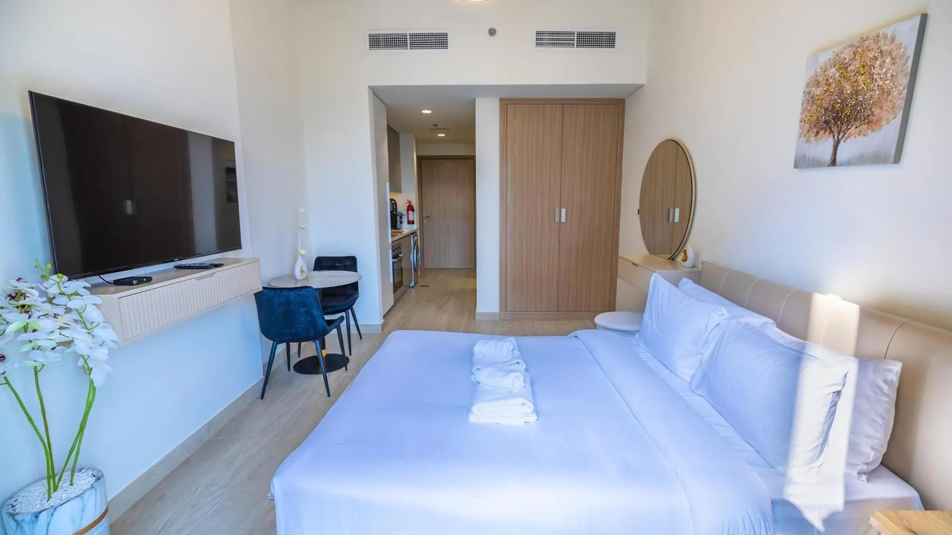 Elite Lux Holiday Homes - Upscale Studio In Azizi Riviera Prime Location Dubai 0*,